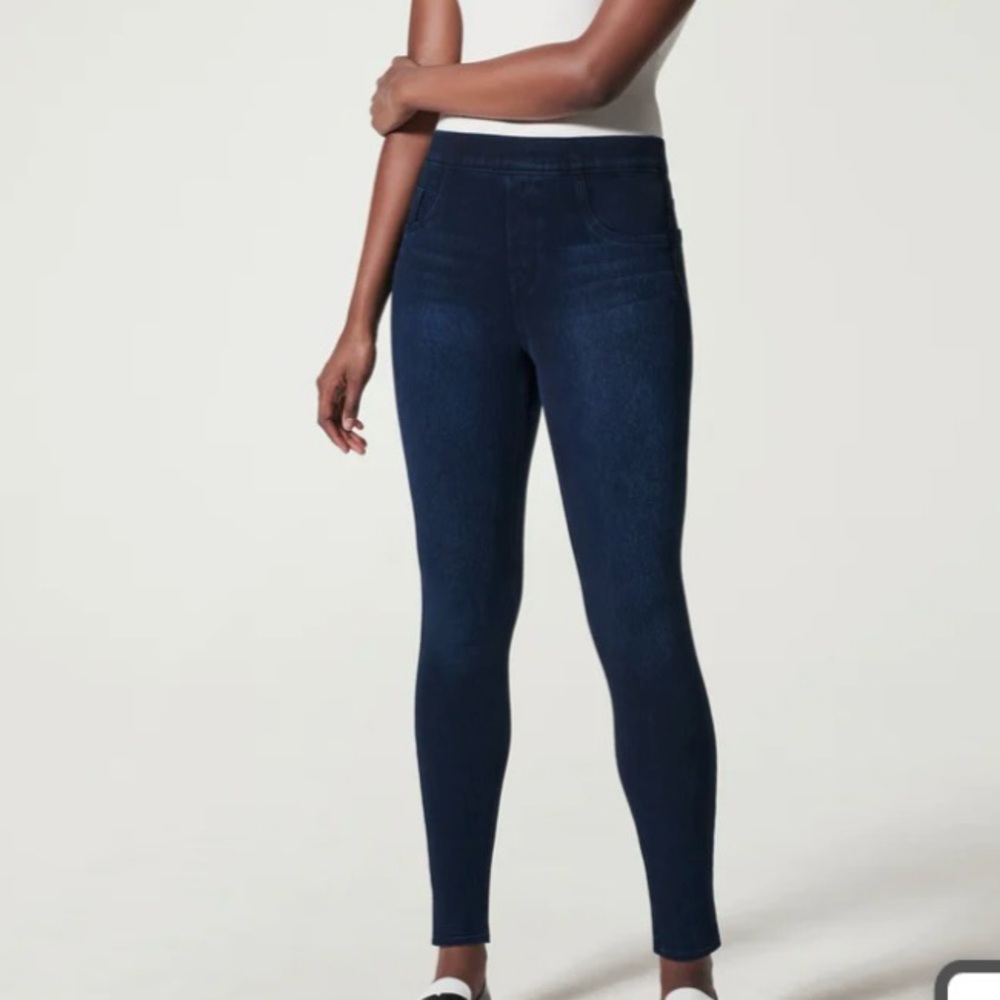 Spanx Jean-ish® Ankle Leggings Size Medium